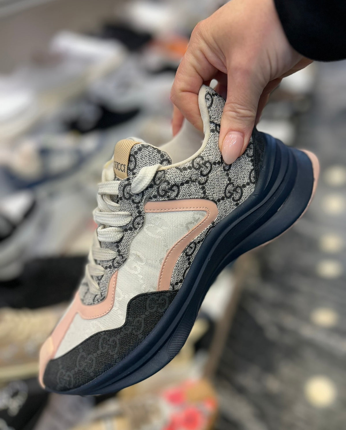 PRE-LOVED 🩷 size 37/4 Trainers